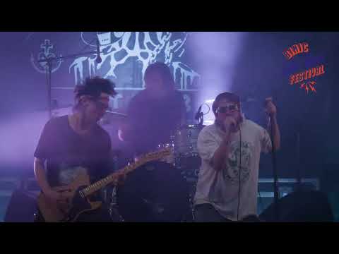 Play Video Youtube Video