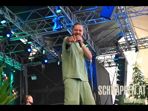 Matho mit Band beim One Love Festival in Wiesen im Burgenland (Österreich). Mehr auf SCHNAPPEN.AT