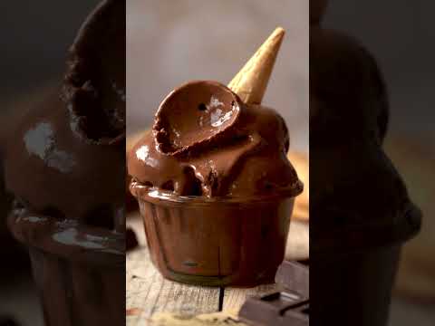 Chocolate Oat Milk Ice Cream! Vegan, refined sugar-free, just 6 ingredients. #icecream #dairyfree