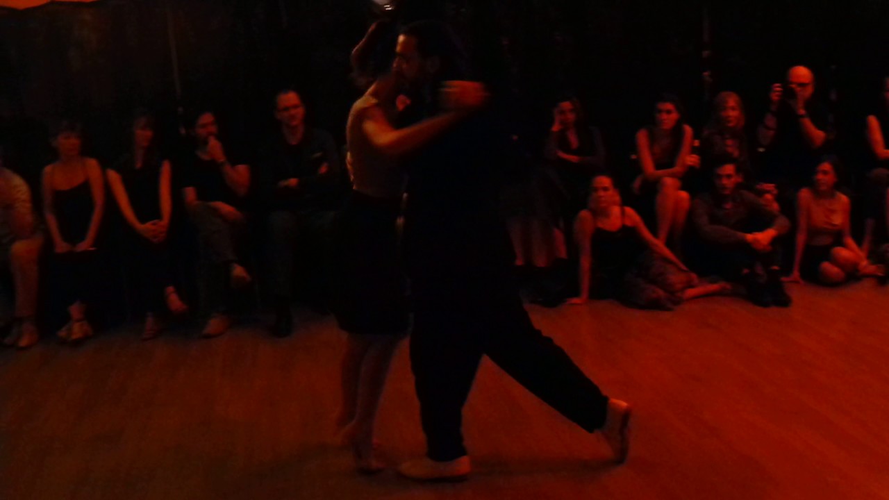 Esibizione di Peppe Di Gennaro ed Adelma Rago in Besame mi amor al Winter Tango 2016 al Salon Baires