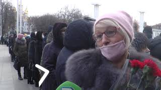 Попрощатися з Кернесом до ХНАТОБу прийшли близько 110 тисяч людей — поліція