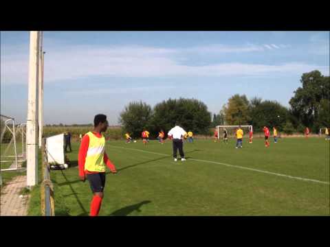 NU16  K.Londerzeel SK - SK St.Niklaas (28/09/2013)