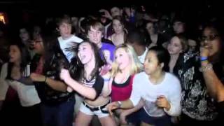 V.I.C. performing Wobble in Tennessee