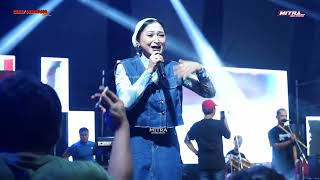 Download lagu LULU' NIRWANA SEE - SETIA ITU MENYAKITKAN - AYU TRISNAWATI - BOCAS NIGHT PARTY FT SEKALA CAFFE mp3