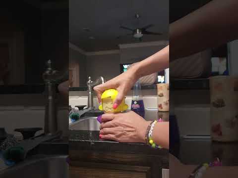 Microwave Cleaning Hack: Steam Cleaning with the Angry Mama#MicrowaveCleaning