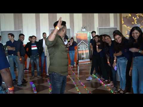 paper chain ( corporate team building)
