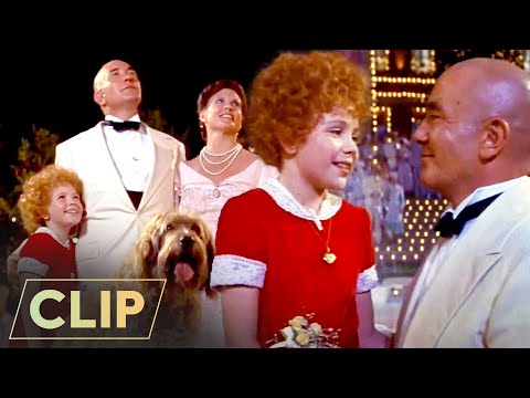 Annie (1982) | Annie Gets a Family | Aileen Quinn, Albert Finney