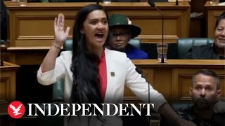 New Zealand MP performs haka in powerful maiden sp