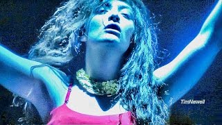 LORDE / &quot;A World Alone&quot; (Live) / Milwaukee / September 26th, 2014