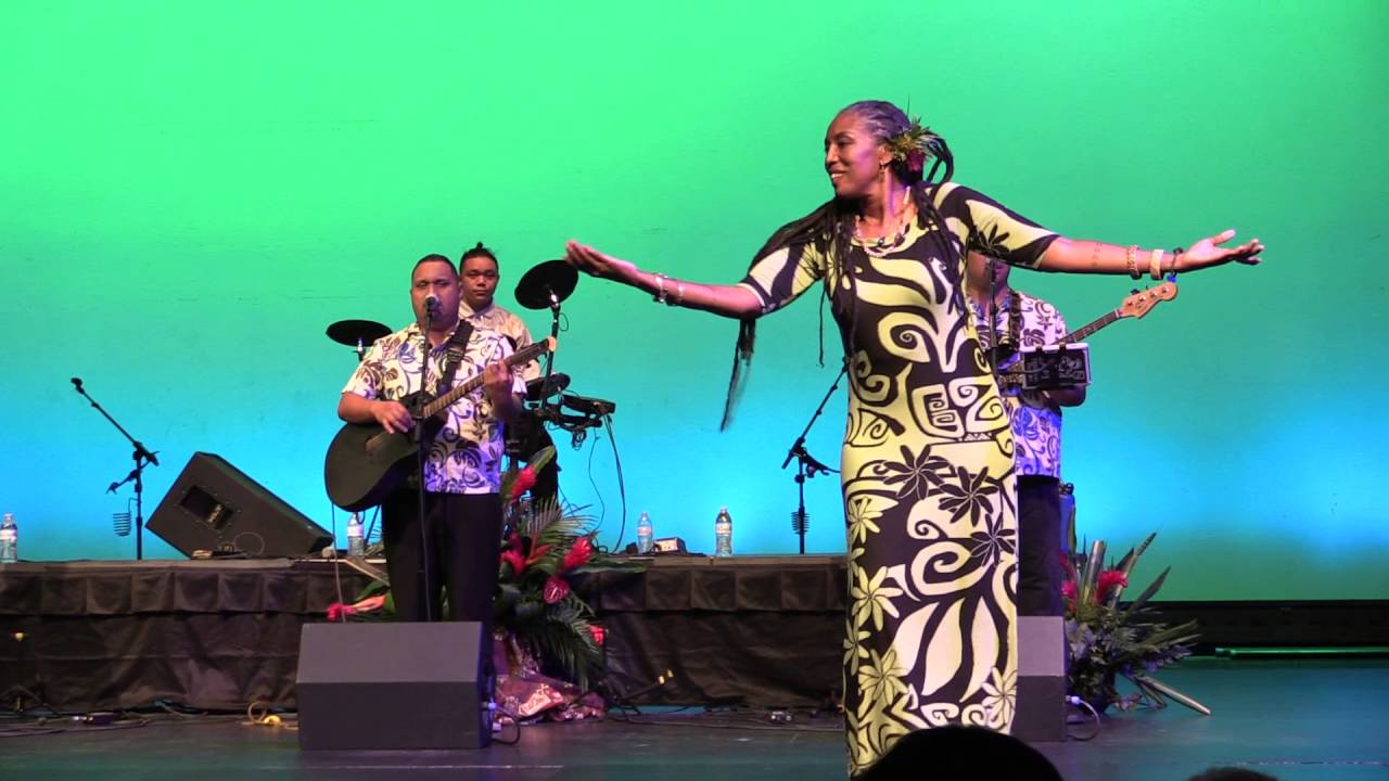 "Ka Uluwehi O Ke Kai", By Ka Nalu With Hula By Kumu Hula Mahealani Uchiyama