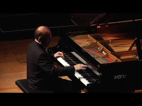 Chopin - 12 Etudes, Op. 25 (Louis Lortie)
