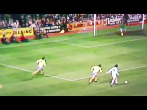 Duncan McKenzie v. Mike Mahoney (1975)