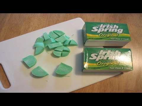 , title : 'Neighbors Thought Woman Was Crazy For Putting Irish Spring Soap In Her Yard Until They Found Out Why'