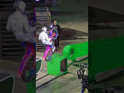 CRAZY BIKE SKILLS  #xtrial #xtrialleeds #dougielampkin #motorcycle #hemingway #indoortrails #tonibou