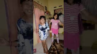 Download lagu astaghfirullahaladzim kenapa Nadia selalu enggak pakai celana 😂😂😂 mp3