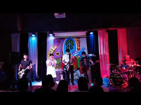 RedLightGo! - LIVE @ 70's Bistro [FULL SET]