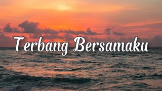 Download lagu Lirik Lagu Peluk Erat Tubuhku Sentuhlah Jemariku C... mp3