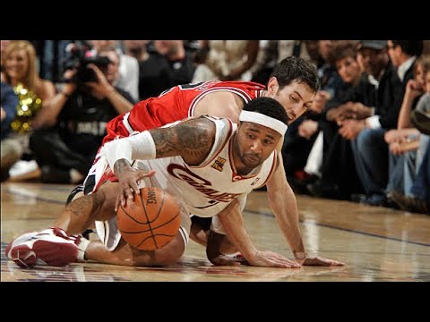 2010 NBA Playoffs Cleveland Cavaliers vs Chicago Bulls Game 1