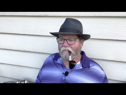 Peterson’s B10 Spigot With Black Irish Twist