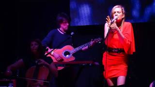 Nicole &amp; Angela Acuña - Lagrimas de Sal (Centro Cultural Amanda, 17-12-2010)