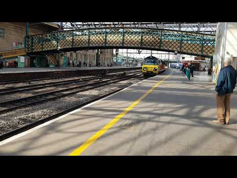 70810 passing with 692Z Carlise Yard-Chirk Kronospan with Wood