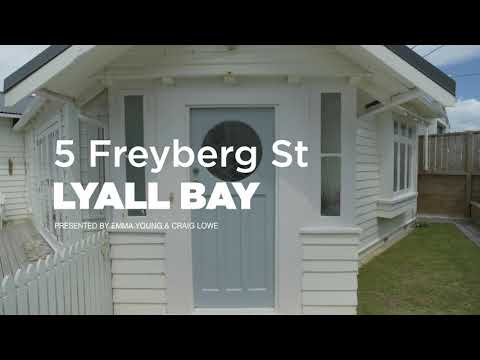 5 Freyberg Street, Lyall Bay - Wellington (Craig Lowe & Emma Young)
