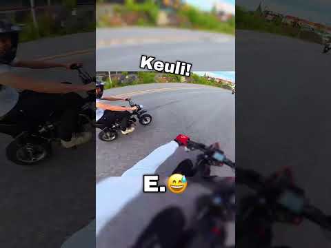 Keuli Keuli Keuliii !!! 🚔😳   #mopo #sähkömopo #mopomiitti #fyp #jonne