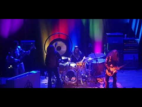 Guitar Lessons video.