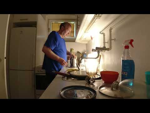 MongoTV_9422 - God SØNDAG 14.August 2022 - Vælter SØVNDRUKKEN Et Glas SAFTEVAND