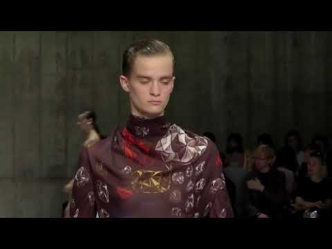 Christopher Kane London Woman SS 2019