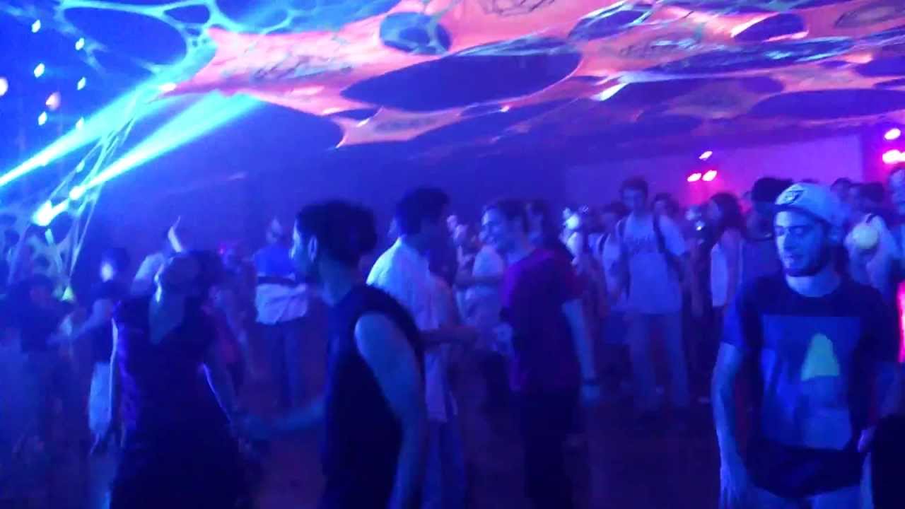 SPRING VIBES by OTEZUKA StereOrganic & Hadra samedi 8 juin 2013 de 22H a 8H