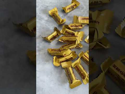 Toblerone of #switzerland #unboxing #toblerone #chocolate #milk #asmr #satisfying