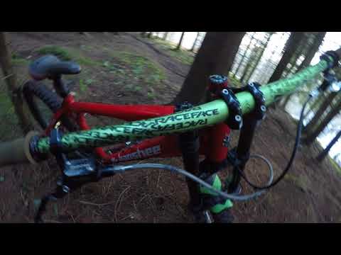 Bike Check - Oldschool hardcore hardtail - Banshee morphine