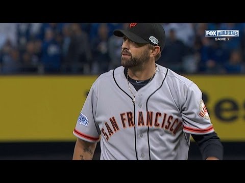WS2014 Gm7: Affeldt earns win with scoreless relief