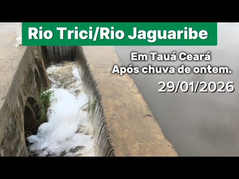 Após chuva as primeiras águas do Rio Trici/Rio Jaguaribe em Tauá Ceará.