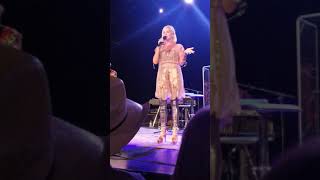 Lorrie Morgan / We Both Walk