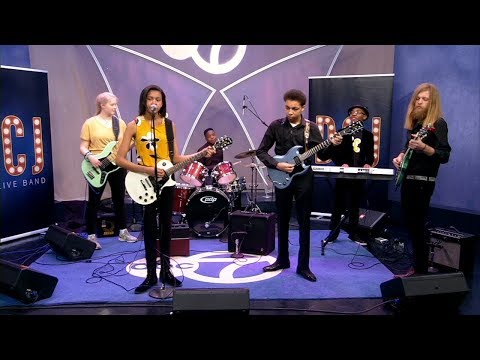 Young Chicago musicians pay tribute to Muddy Waters