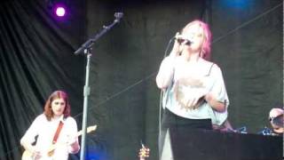 Crystal Bowersox - Kiss Ya (State Fair of Texas 2011)