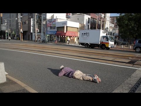 Collabor8te: 'An All Encompassing Light' dir. Chloe White