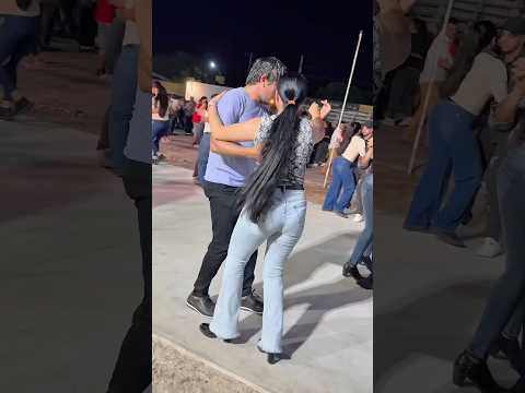 La cumbia se baila así en Gral Pinedo chaco  #cumbias  #reelpost2025 #reelsflypシ #reelviralシ