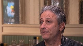 Jon Stewart takes final bows from "The Daily Show"