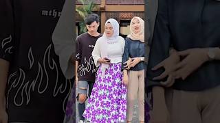 Download lagu Setia itu mahal harganya,jadi tidak akan tergoda oleh pelakor #shorts #youtubeshorts #drama mp3
