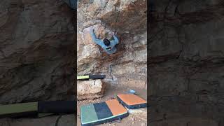 Video thumbnail of Para escalar hay que trabajar, 6c. Carabaña