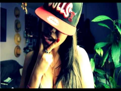 Neturno RapperStar   Maloqueira Paty