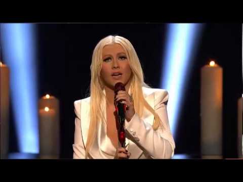 Christina Aguilera - Blank Page LIVE + speech (People's choice awards 2013)