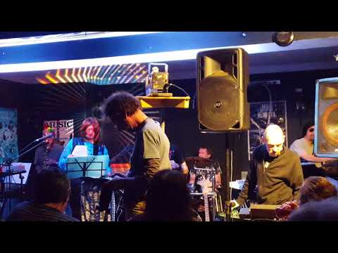 Mangu & Hassan I Sahba - Hoaxwind live at The Oak, Kingston upon Thames on 7 April 2018(1)