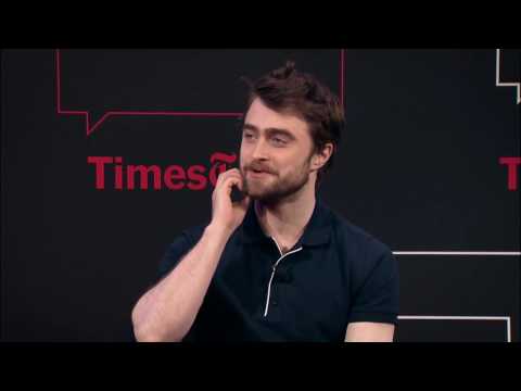 Daniel Radcliffe on How to Take the Perfect Selfie