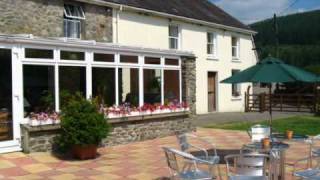 preview picture of video 'Llanerchindda Farm Guest House Cynghordy Near Llandovery Mid Wales'