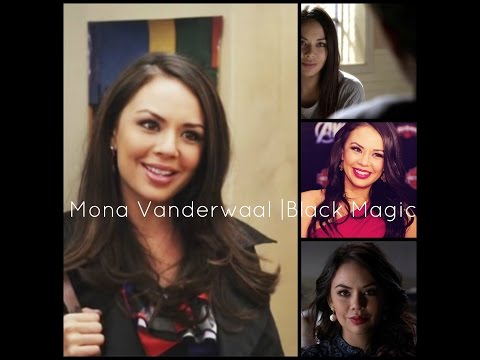 Mona Vanderwaal / Black Magic