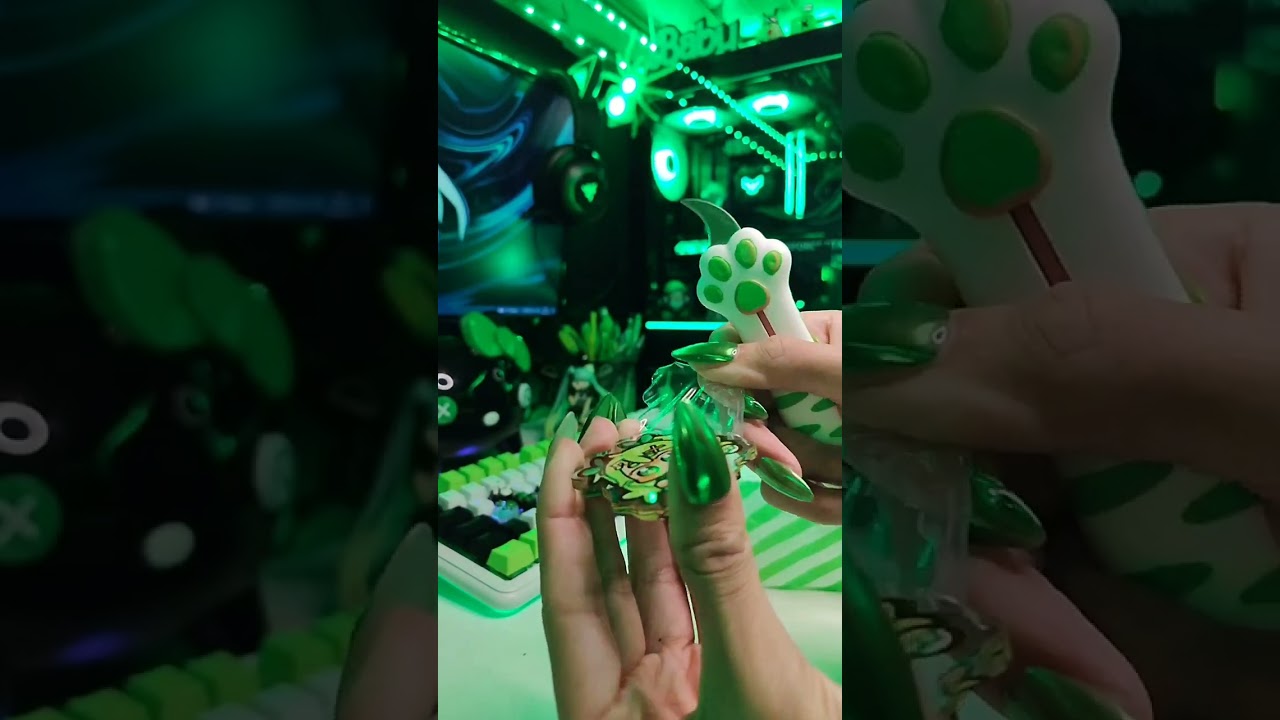 She's ADORABLE 💚🥹🫶 Artist : on insta!! #projectvoltage #projectdiva #mikufigure #vocaloidmiku